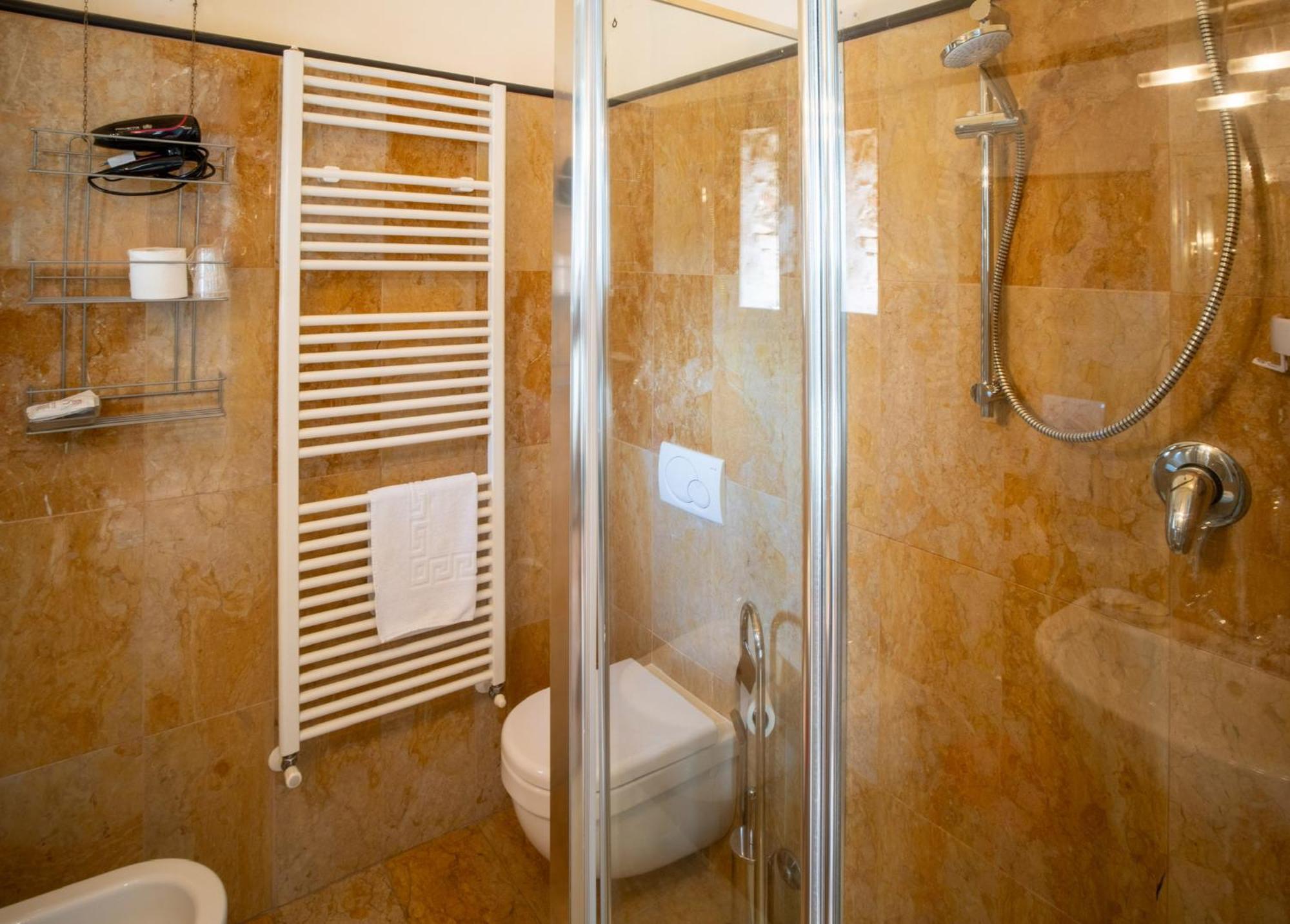 B&B Porta Perugina Bevagna Eksteriør billede