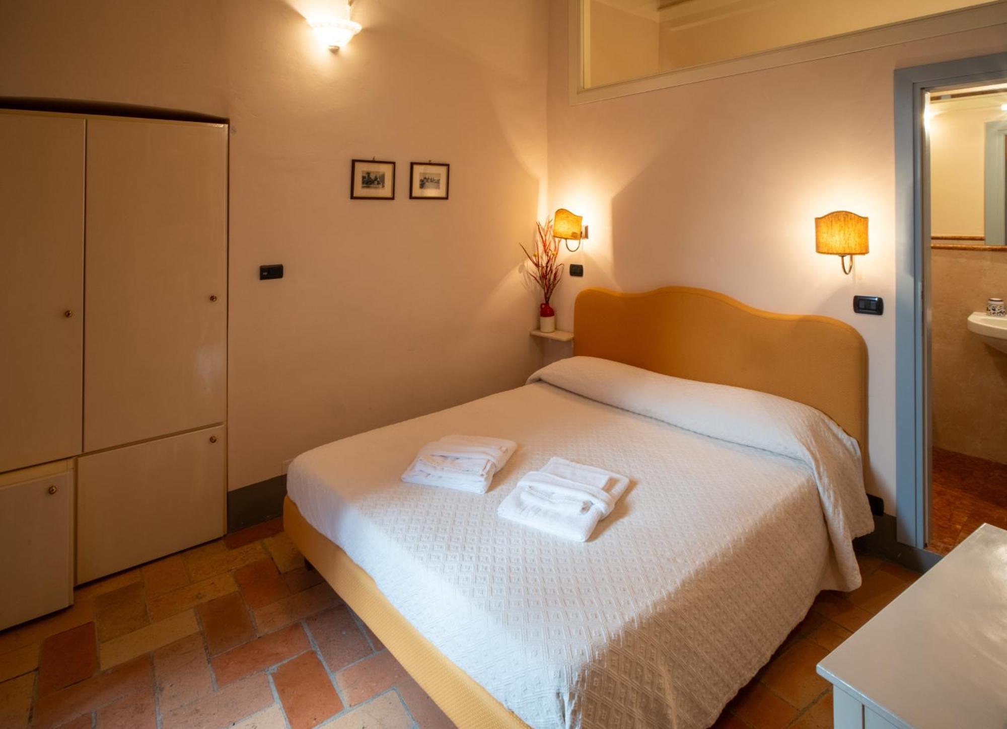 B&B Porta Perugina Bevagna Eksteriør billede